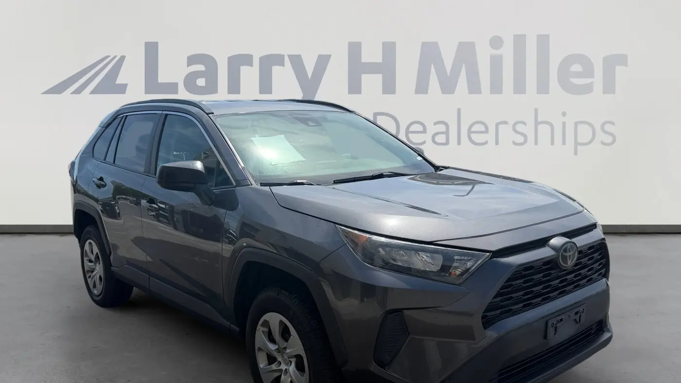 2019 Toyota RAV4 LE