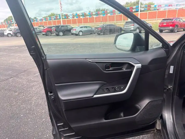 2025 Toyota RAV4 - $29,923