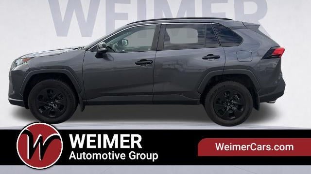2021 Toyota RAV4 LE