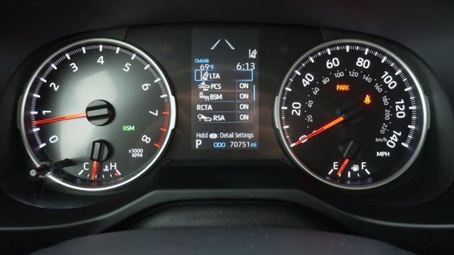 2019 Toyota RAV4 LE