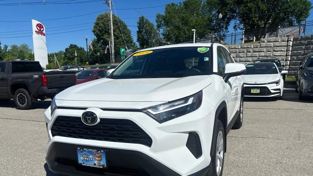 2024 Toyota RAV4 LE
