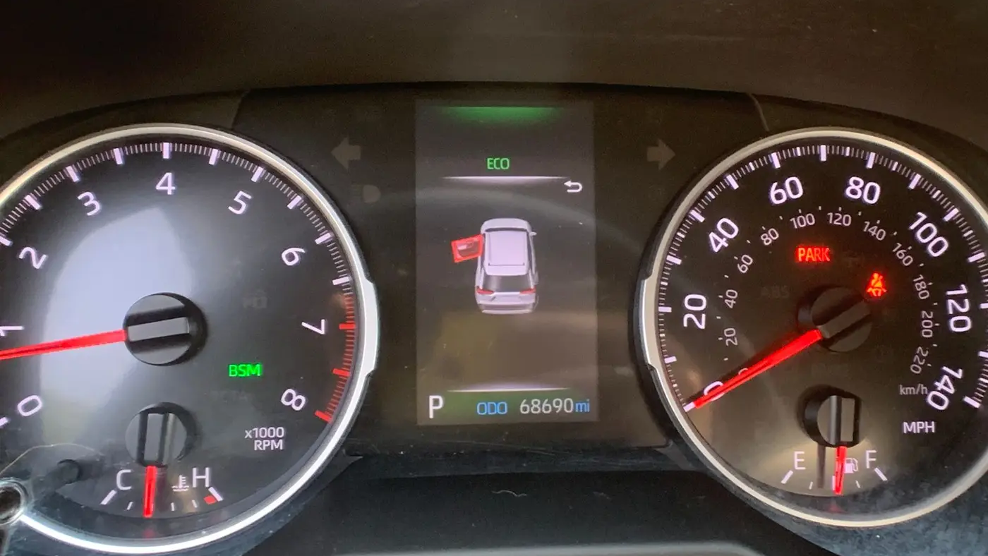 2021 Toyota RAV4 LE