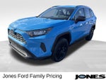 2019 RAV4 Thumbnail 3