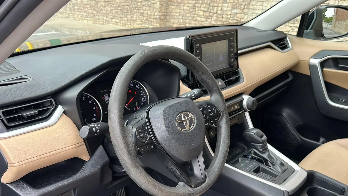 2019 Toyota RAV4 LE