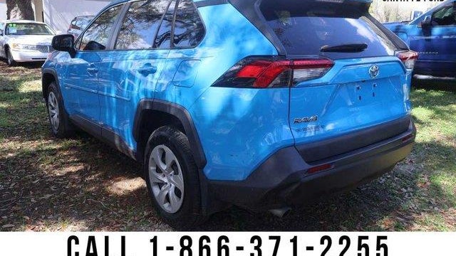 2019 Toyota RAV4 LE