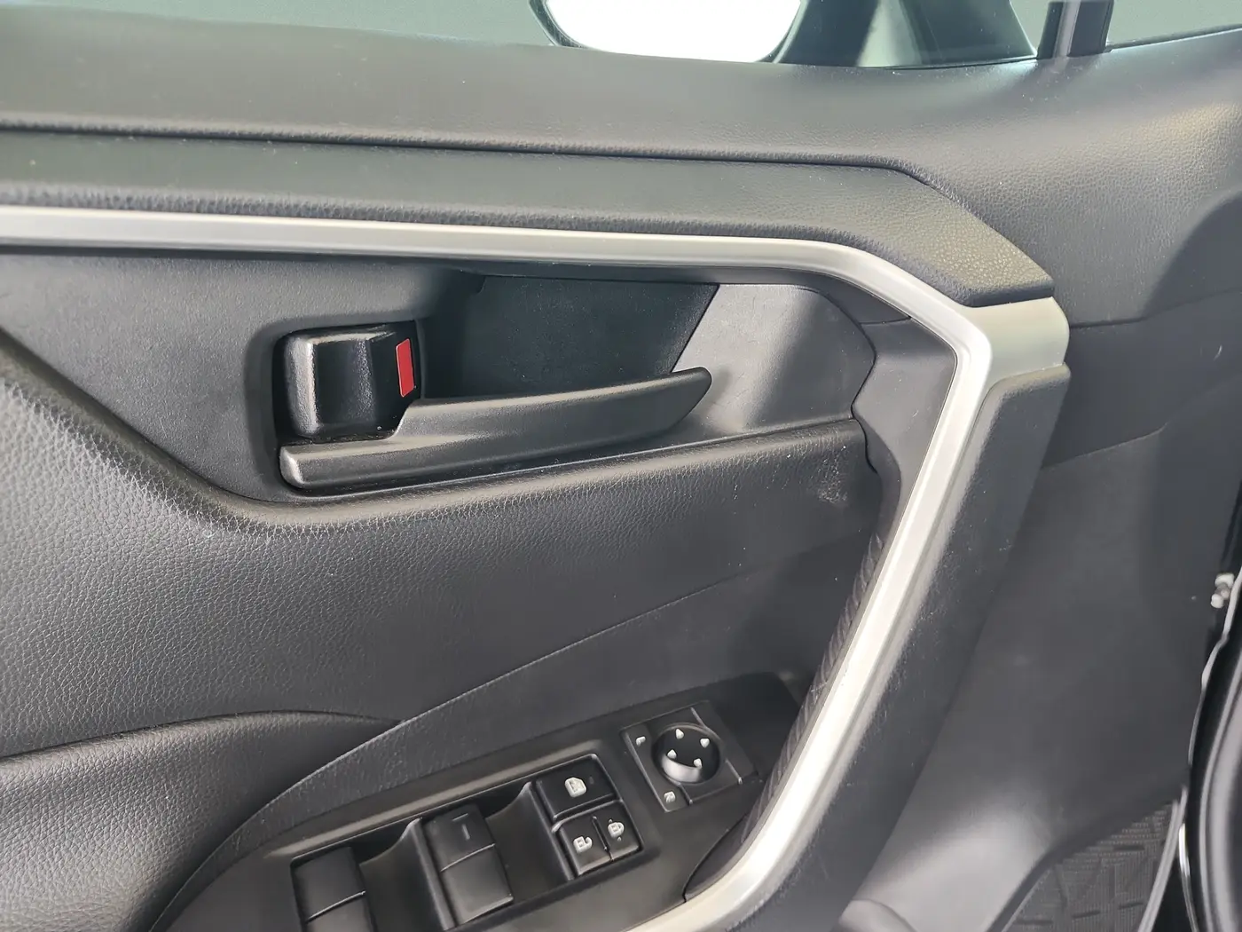 2025 Toyota RAV4 - $26,700