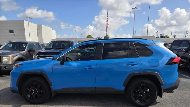2021 Toyota RAV4 LE