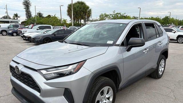 2024 Toyota RAV4 LE