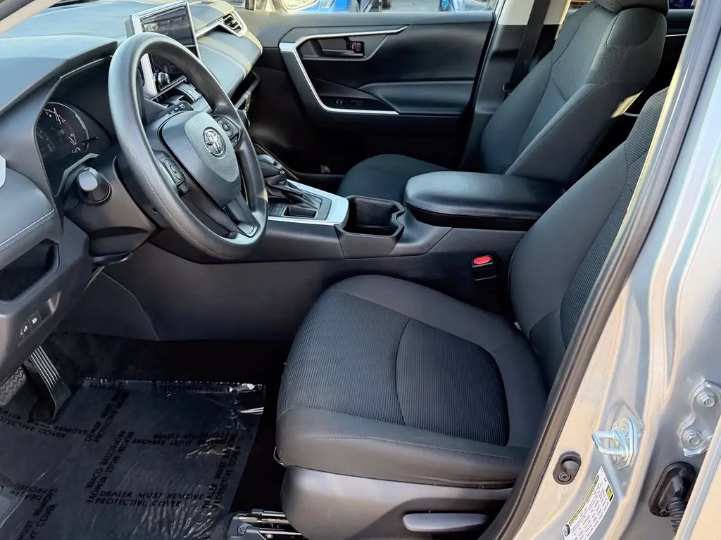 2024 Toyota RAV4 - $26,631