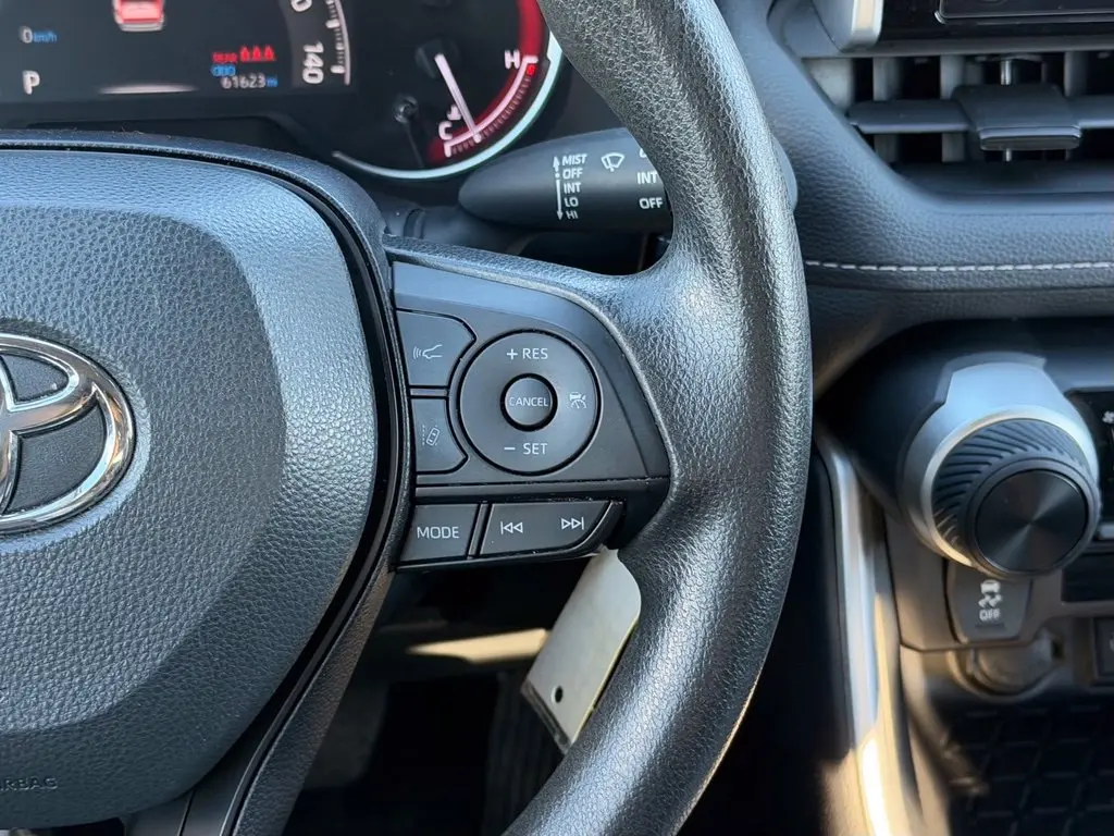 2024 Toyota RAV4 - $26,631