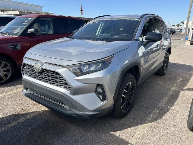 2019 Toyota RAV4 LE — photo 1 of 12