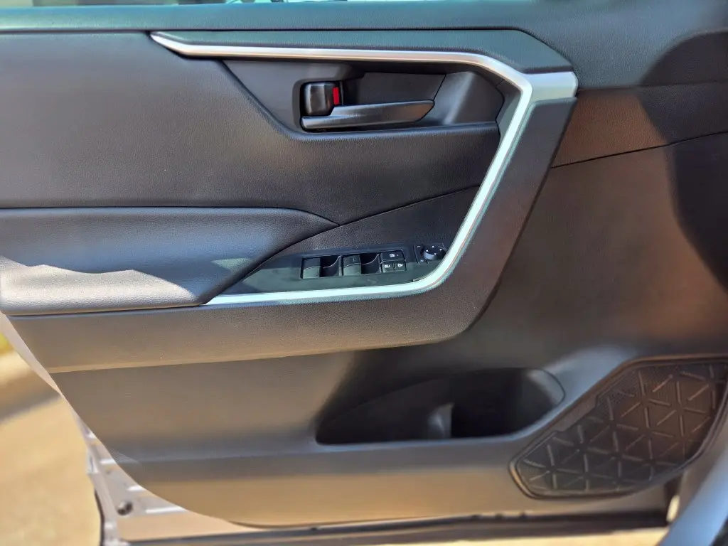 2022 Toyota RAV4 - $24,117