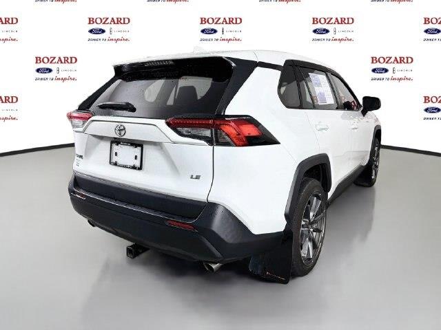 2022 Toyota RAV4 - $18,000