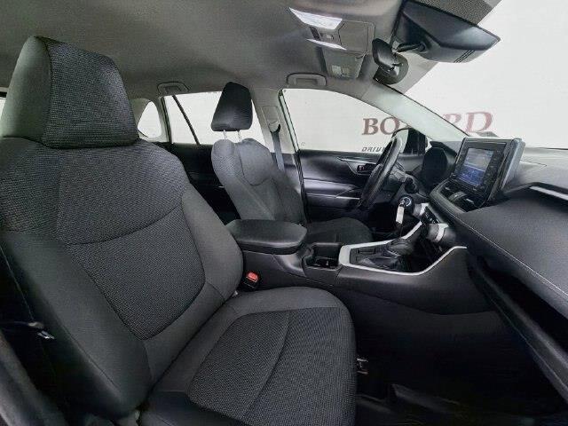 2022 Toyota RAV4 - $18,000
