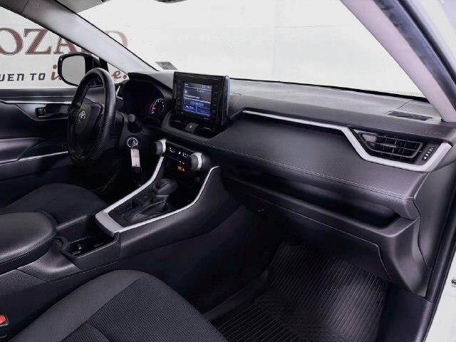 2022 Toyota RAV4 - $18,000