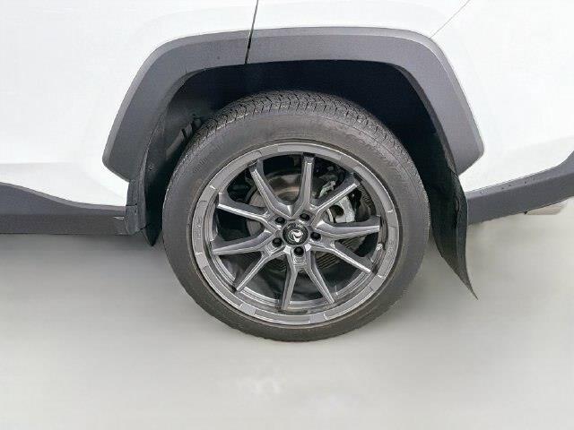 2022 Toyota RAV4 - $18,000