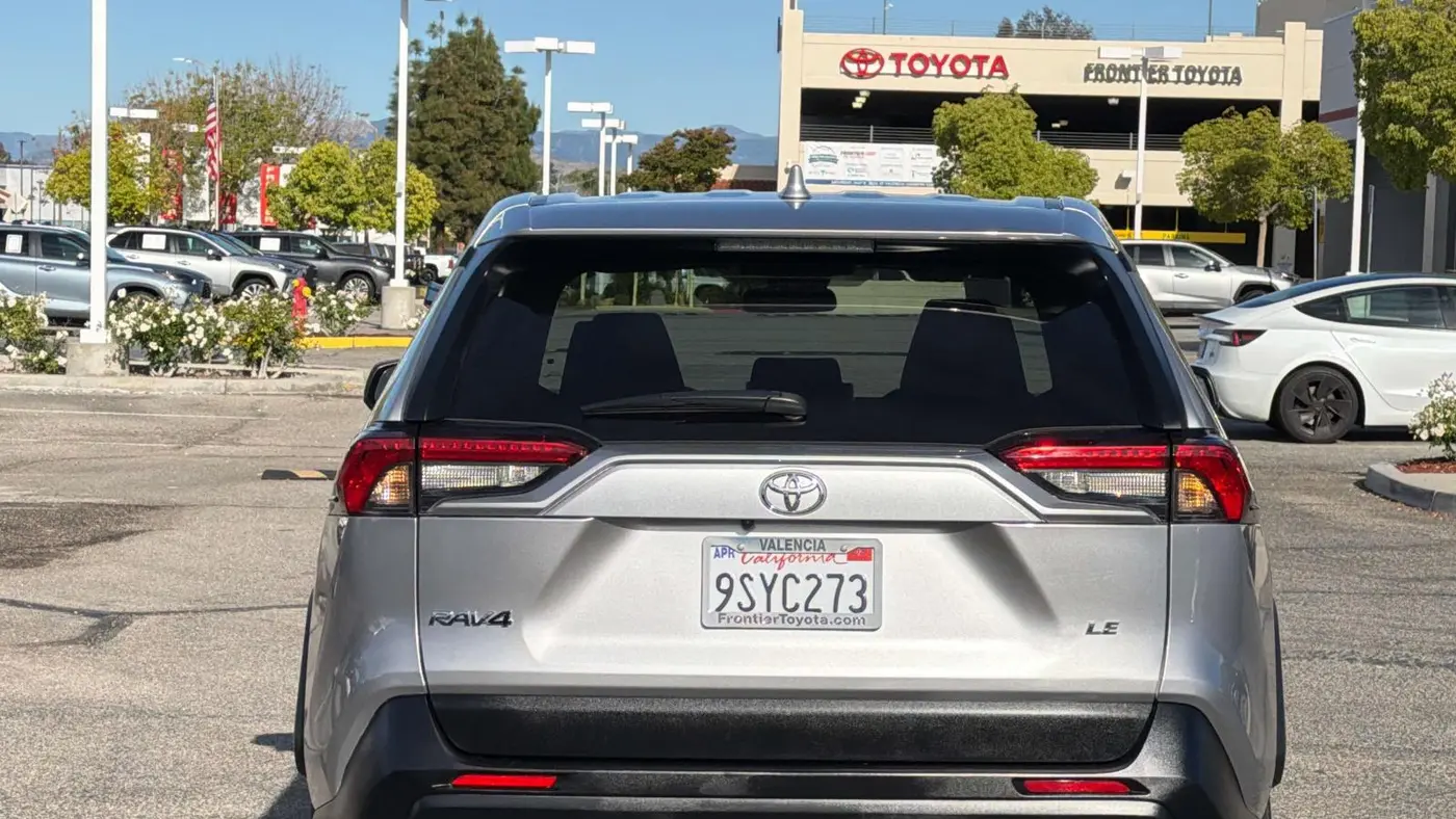 2025 Toyota RAV4 LE