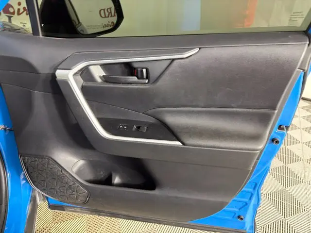 2019 Toyota RAV4 - $14,500
