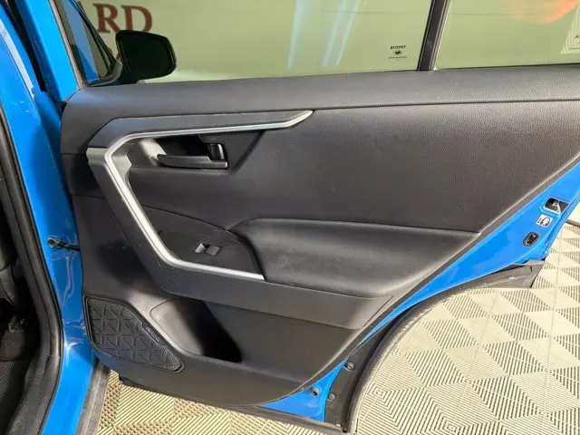 2019 Toyota RAV4 - $14,500
