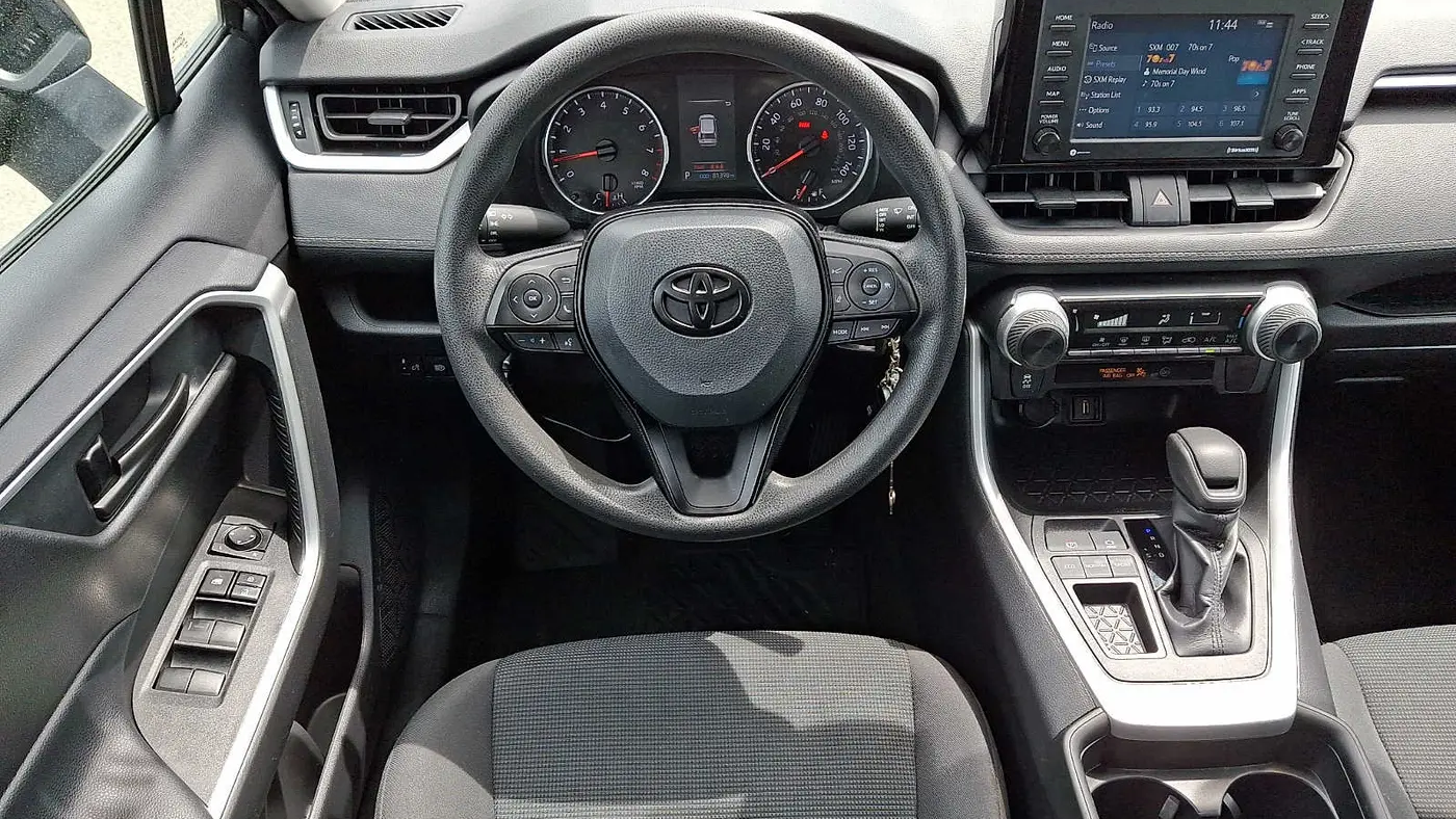 2021 Toyota RAV4 LE