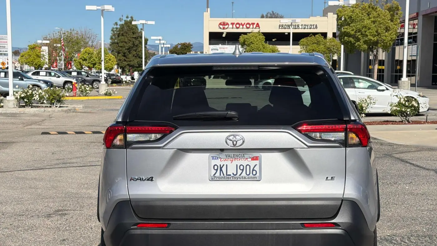 2025 Toyota RAV4 LE