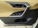 2019 RAV4 Thumbnail 12
