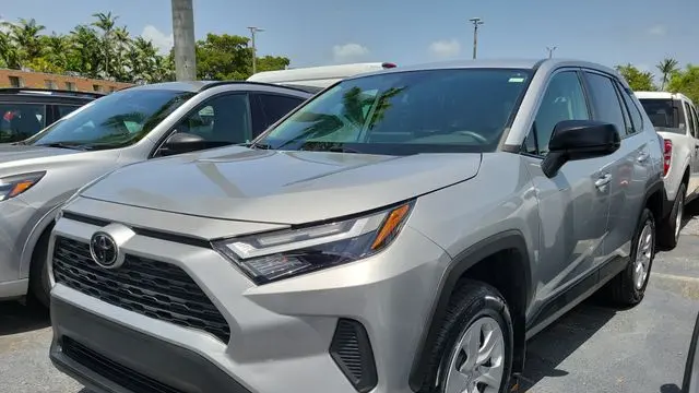2024 Toyota RAV4 LE