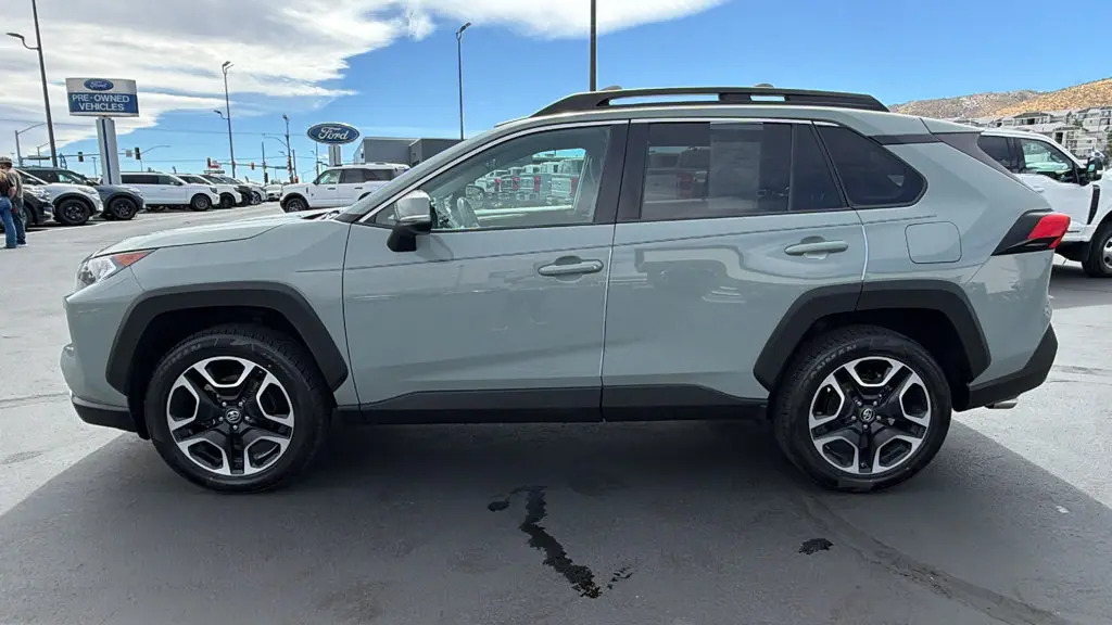 2019 Toyota RAV4 - $22,968