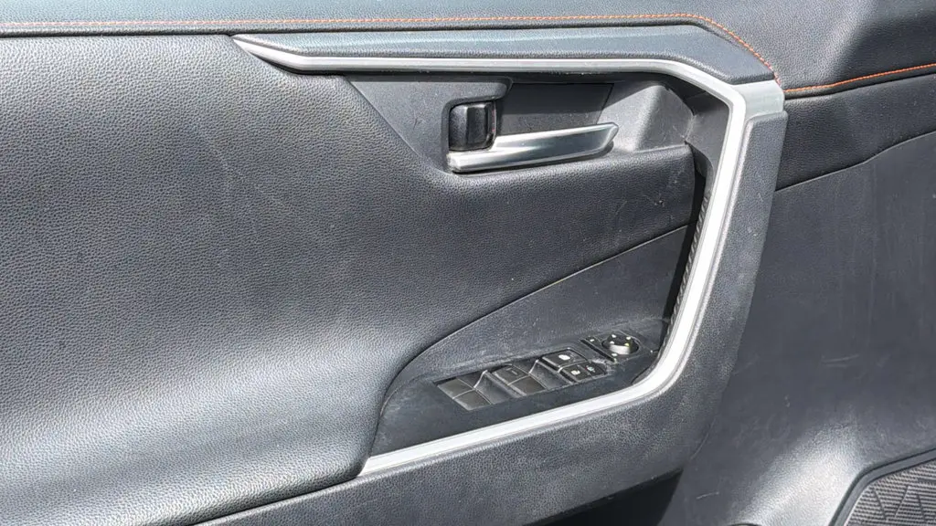 2019 Toyota RAV4 - $22,968