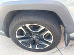 2019 RAV4 Thumbnail 10