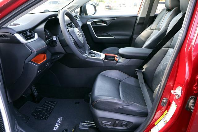 2019 Toyota RAV4 - $24,935
