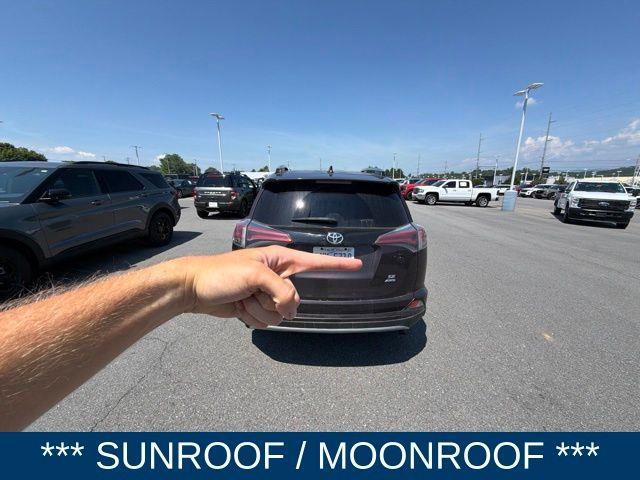 2017 Toyota RAV4 - $19,932