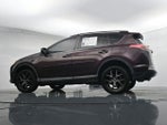 2017 RAV4 Thumbnail 33