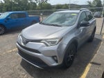 2016 RAV4 Thumbnail 2