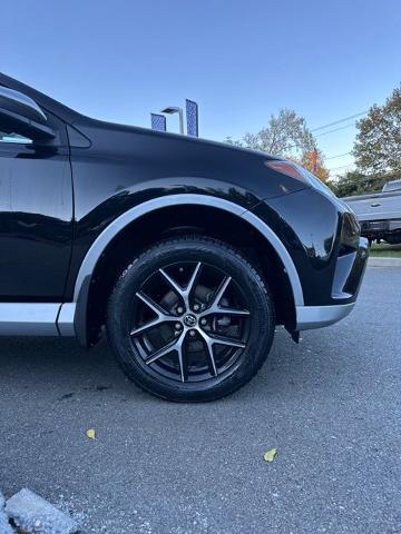 2018 Toyota RAV4 - $24,450