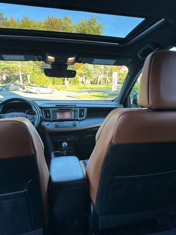2018 Toyota RAV4 - $24,450