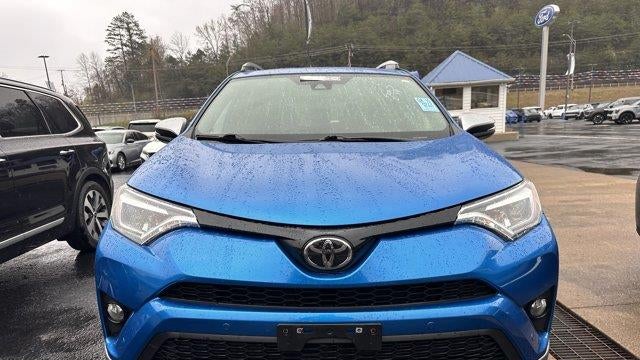 2017 Toyota RAV4 SE