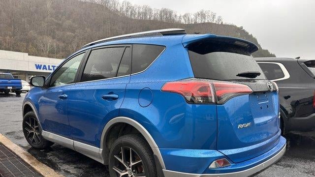 2017 Toyota RAV4 SE
