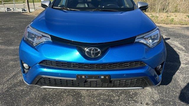 2017 Toyota RAV4 SE