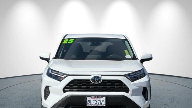 2025 Toyota RAV4 LE