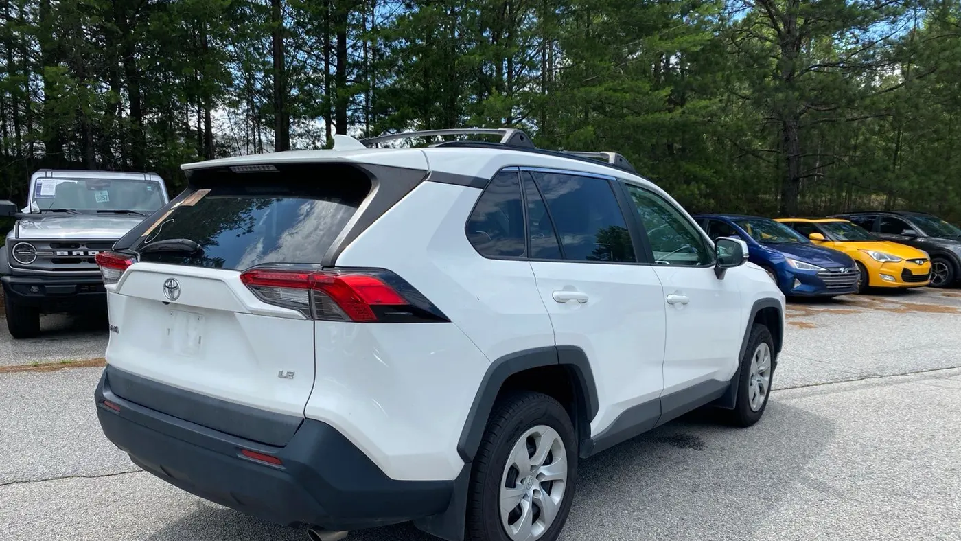 2019 Toyota RAV4 LE