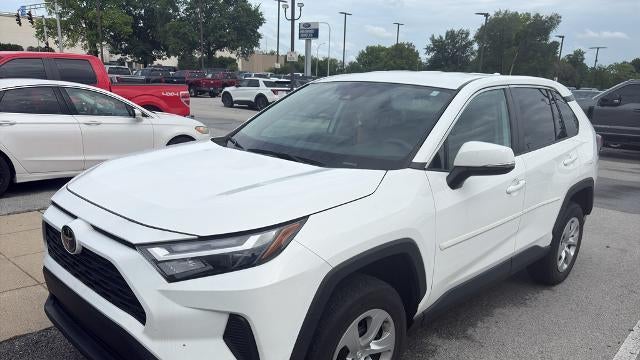 2023 Toyota RAV4 LE