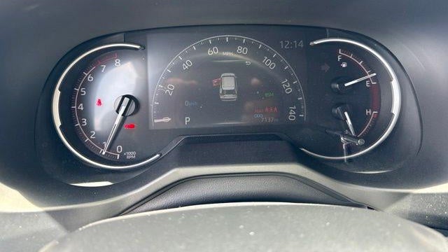 2025 Toyota RAV4 LE