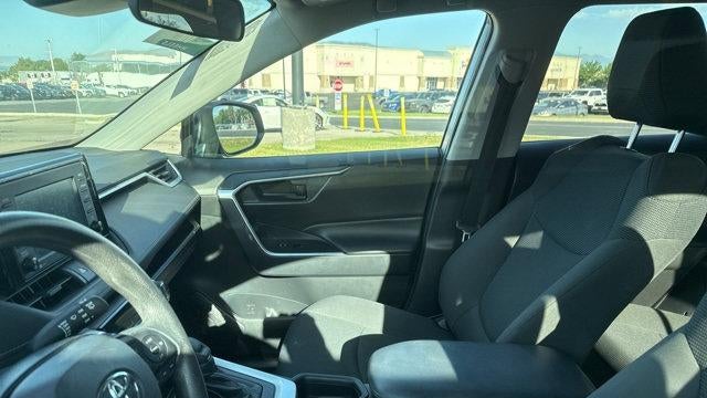 2020 Toyota RAV4 Hybrid LE