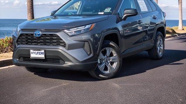 2024 Toyota RAV4 Hybrid LE
