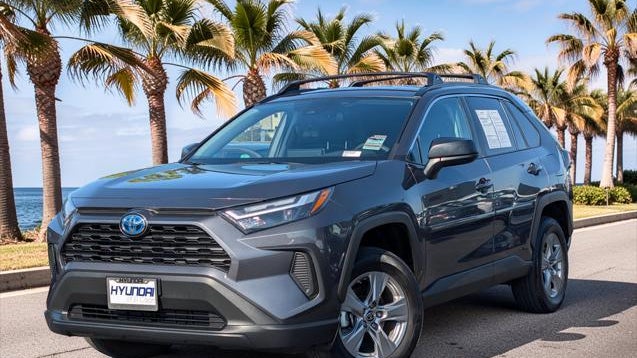 2024 Toyota RAV4 Hybrid LE