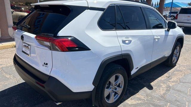 2025 Toyota RAV4 Hybrid LE