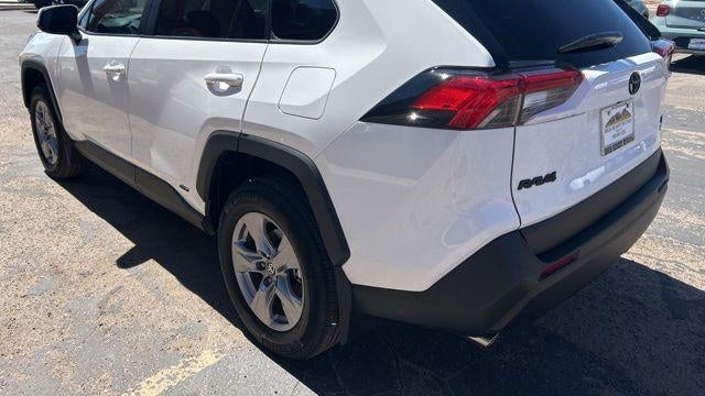2025 Toyota RAV4 Hybrid LE