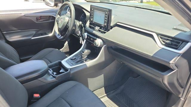2020 Toyota RAV4 Hybrid LE