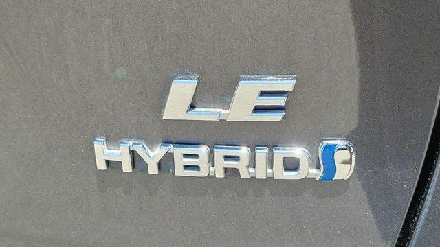 2020 Toyota RAV4 Hybrid LE
